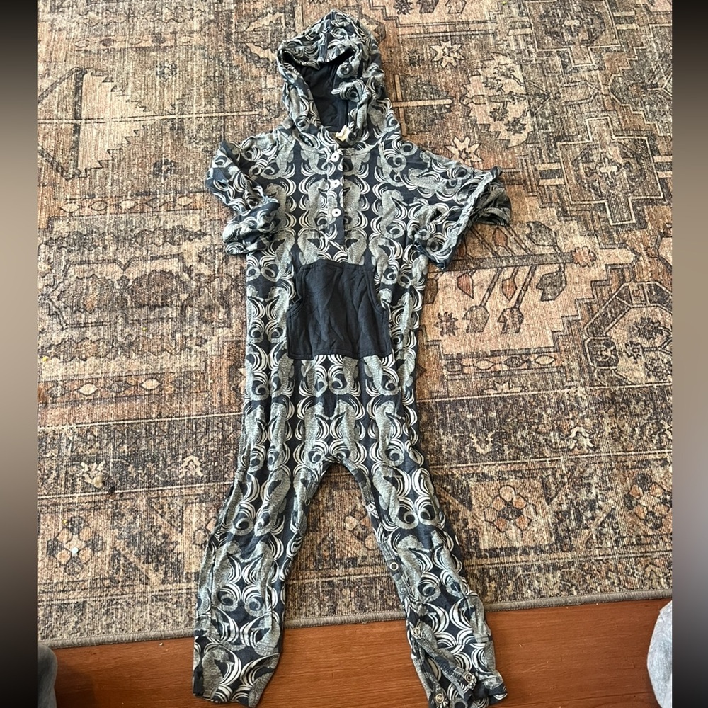 Kate Quinn long sleeve jumpsuit 18-24M bamboo